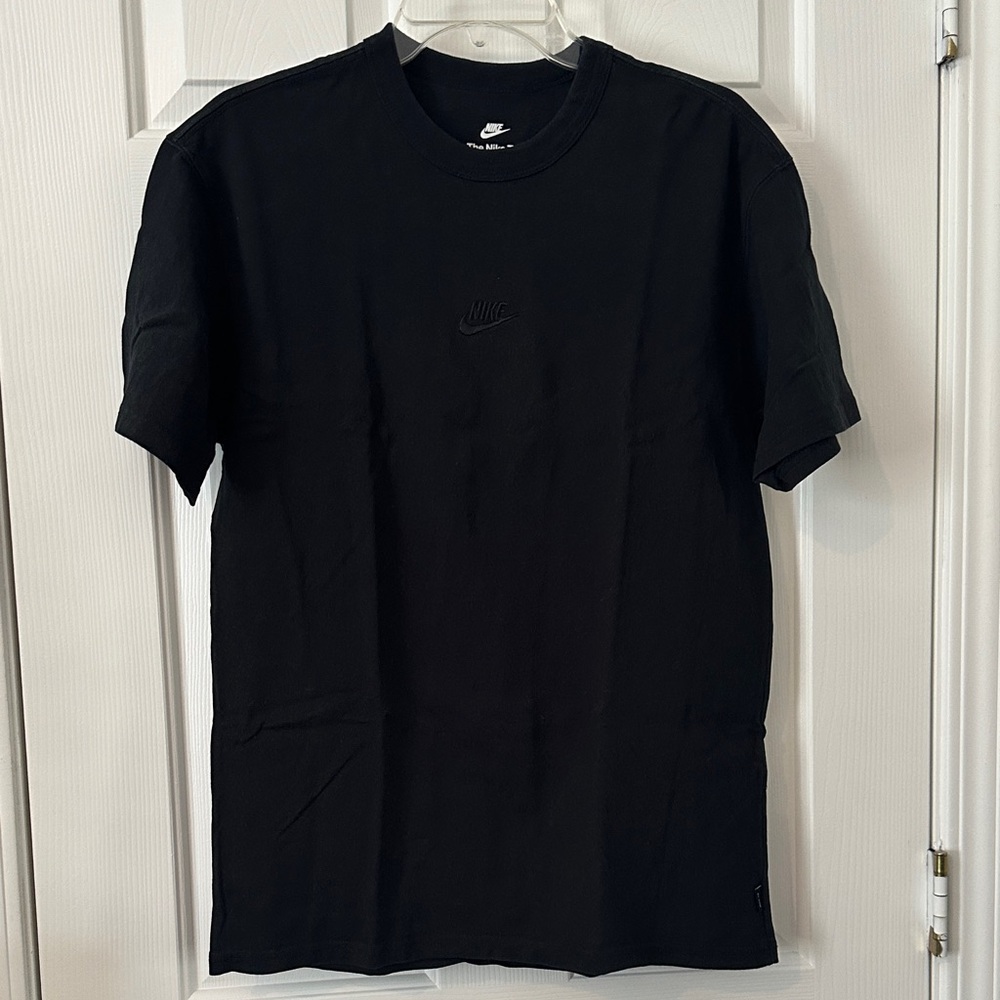 Nike Men's Classic Black Tee
